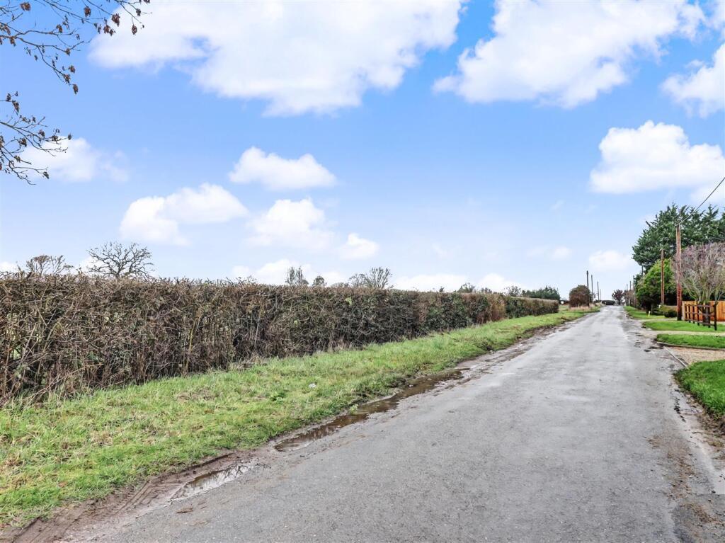 Property Image a3b60aa1-728f-406c-a3f5-65348b2bc3d0