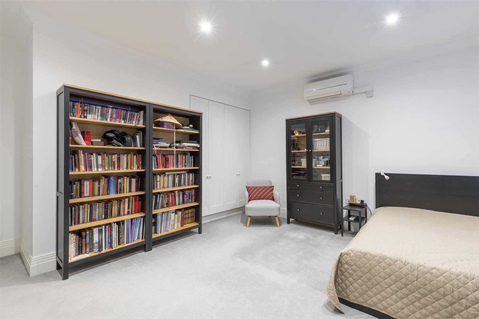Property Image a3ba0b9e-221d-4c17-97b4-ef7fa277b979