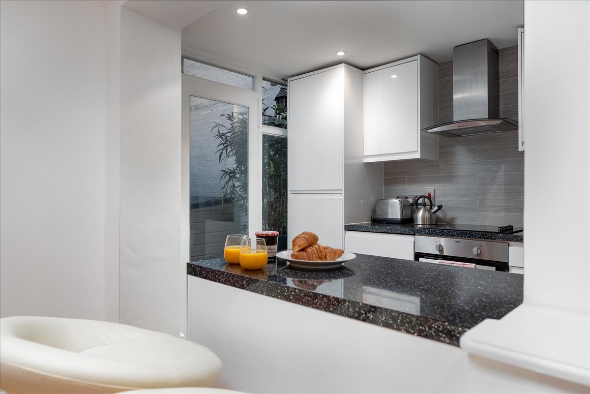 Property Image a3bbacdf-4a28-46e9-89ad-8c1a93fb2470