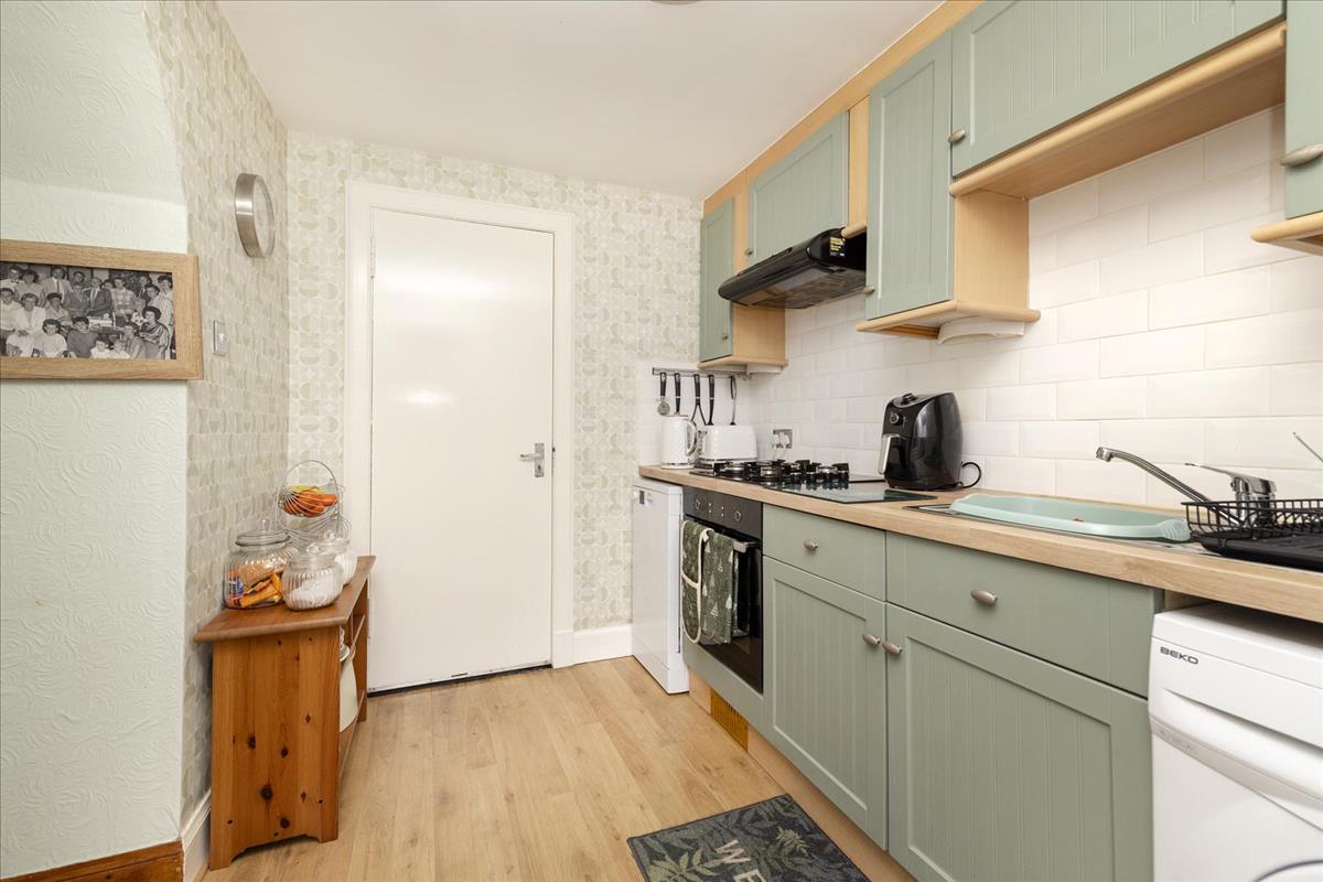 Property Image a3fda4e5-dfc8-451e-a19a-426dca26d372