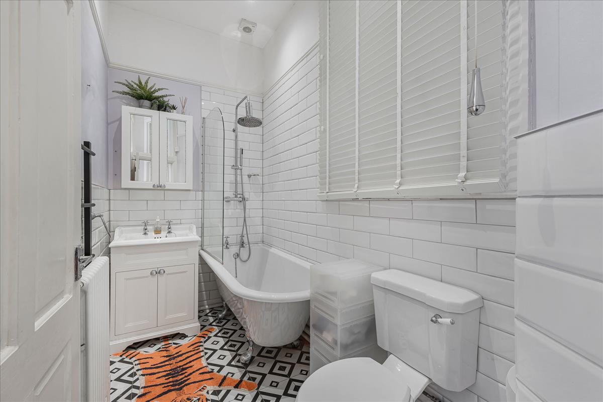 Property Image a4000064-63a3-4527-a9ed-f0a6d11115bd