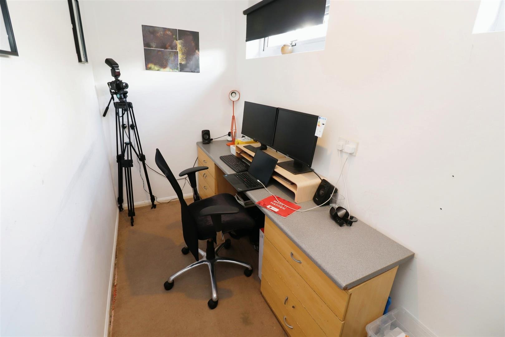 Property Image a4044cc9-2b77-4574-b9ad-afb9b21a27b1