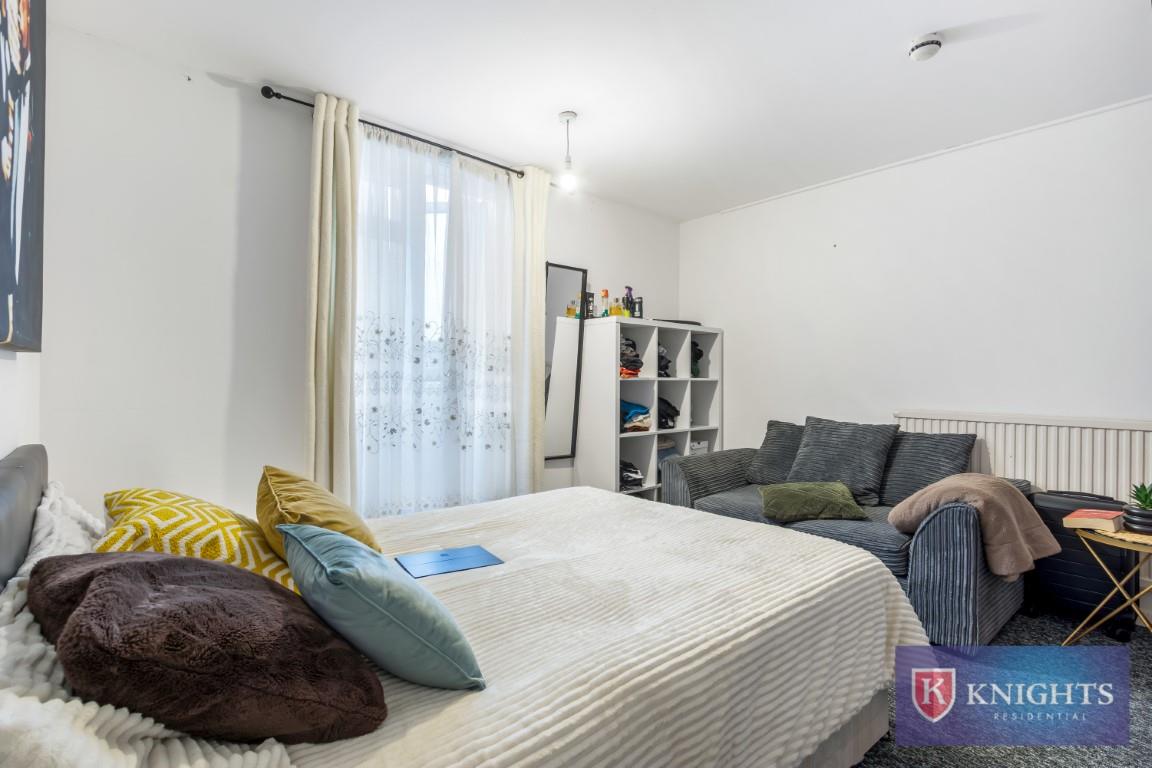 Property Image a41c54b9-c91b-443b-bd3b-8a71a6938448