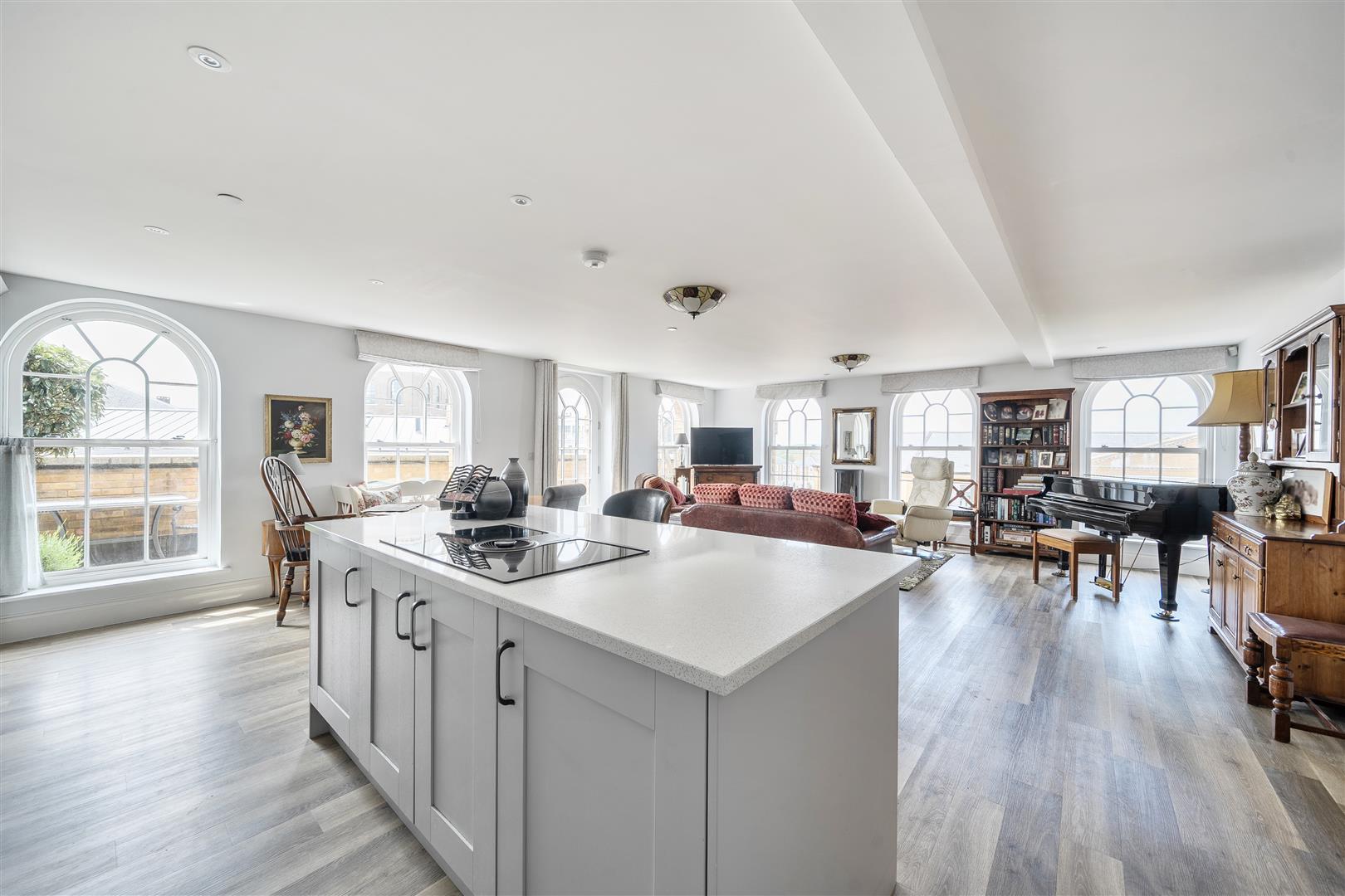 Property Image a4273467-bf9e-44ca-9dad-f391abbc0a9b