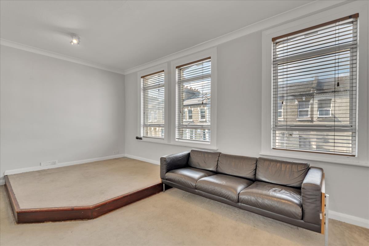 Property Image a42f69cd-f27c-42bc-87a1-f01605551a98