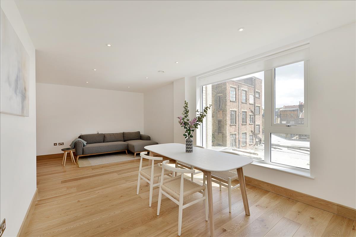 Property Image a43021a7-274f-41c3-b54c-2574827c2fcd