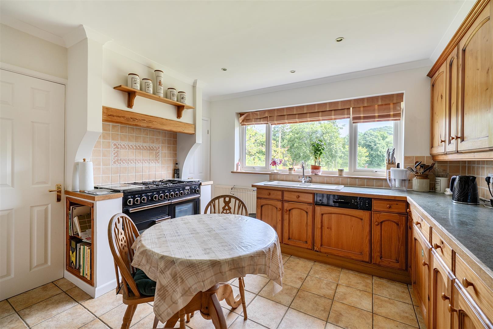 Property Image a4328a94-d7d6-4cf2-9b49-488d5dd60c5c