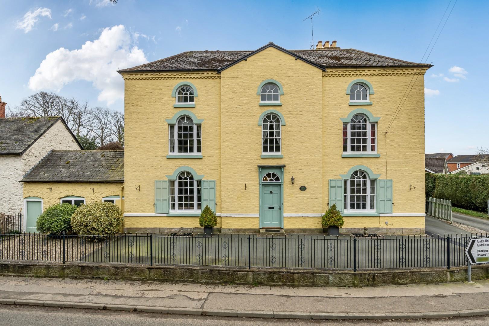 Property Image a4377092-f98e-4373-a41c-a5bf866a5c6e
