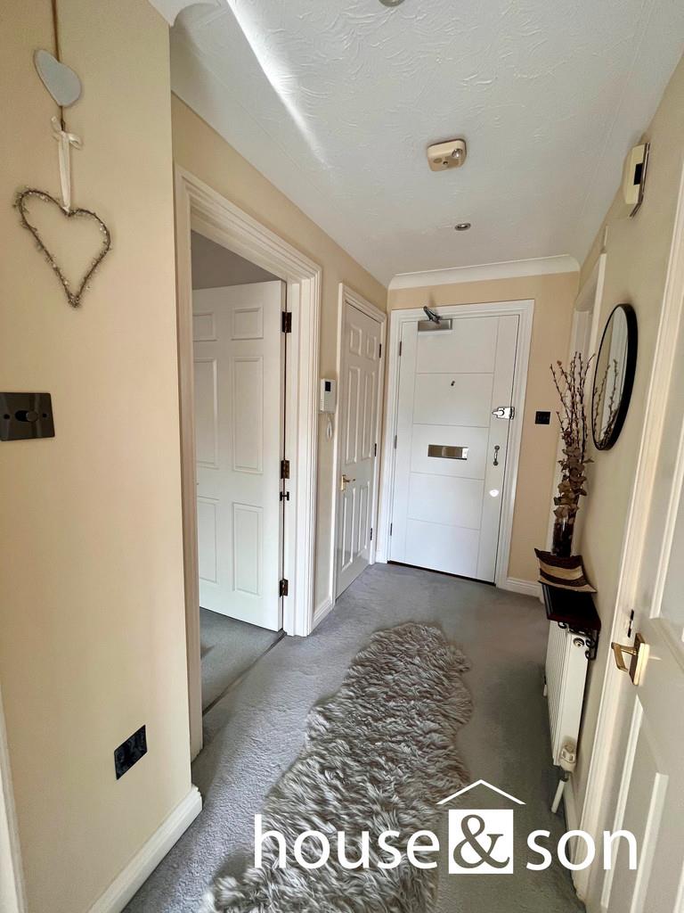 Property Image a439ee37-e64e-4b93-b687-721e06fef694