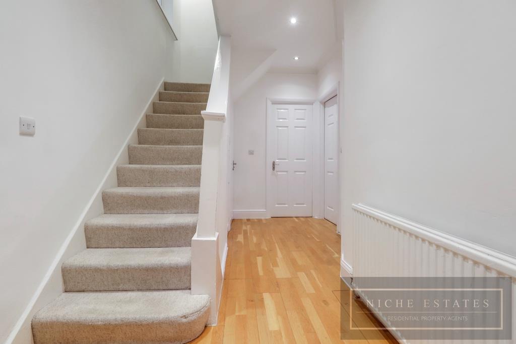 Property Image a43fba70-1266-4e36-bac1-07c6ad22c24d
