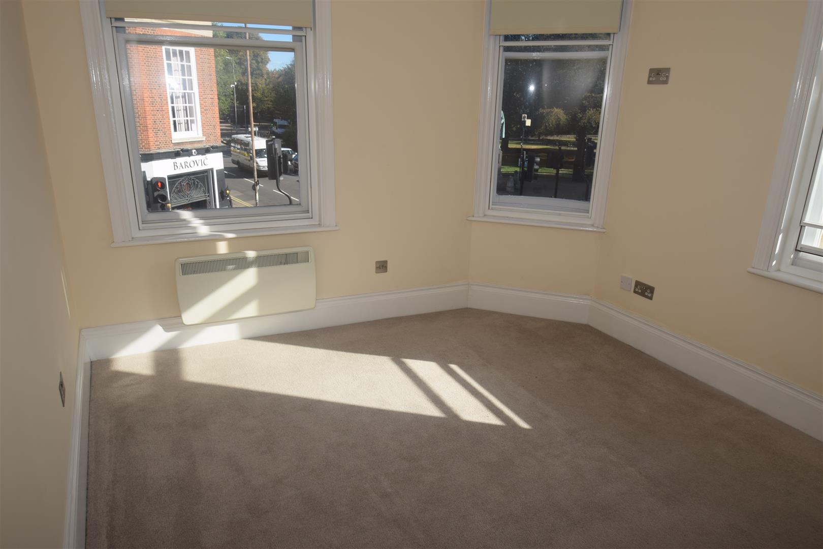 Property Image a4424402-873e-453d-b041-530ad218ce46