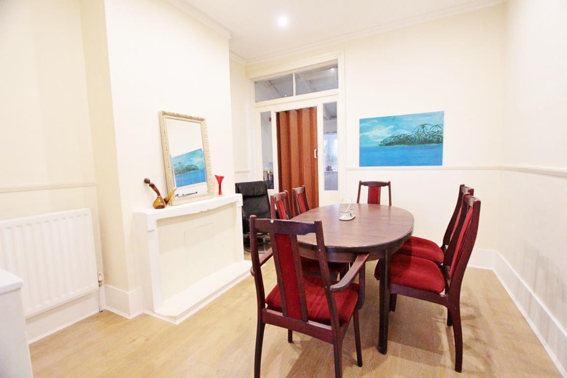 Property Image a443cf28-39d4-4e92-be9d-b6c2698d2c1c