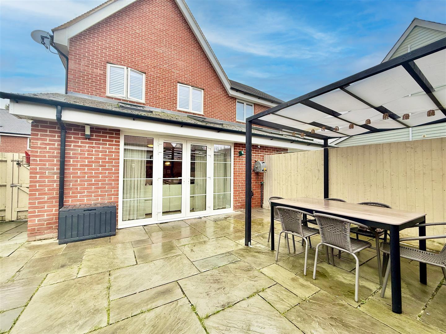 Property Image a4468f60-d1e2-47bc-b1bb-910798fe84a5