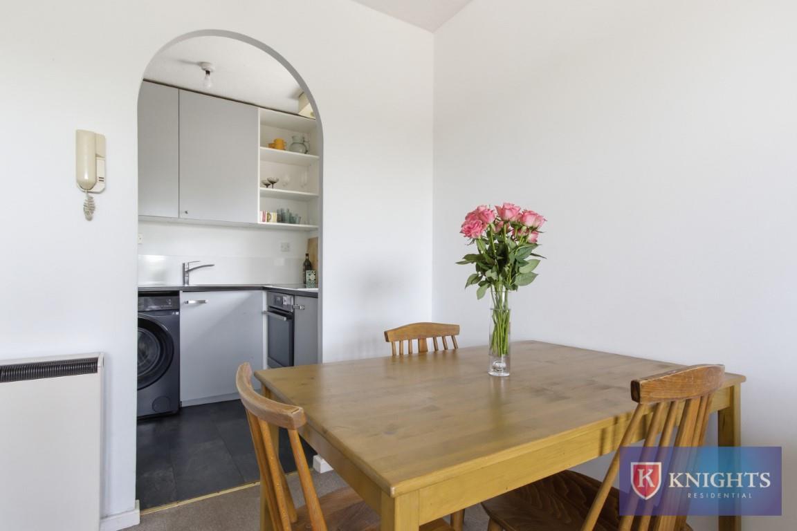 Property Image a448082f-045d-45ce-8a86-518c3f53ecb9
