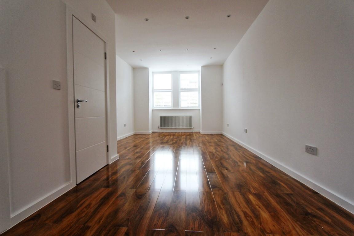 Property Image a4535502-3e87-4977-8b15-9f2d0108f3e6