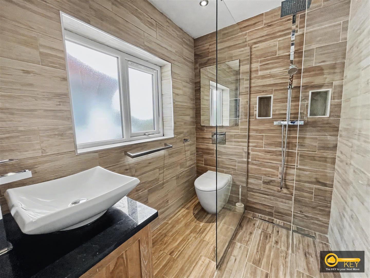 Property Image a454563c-10ef-4e97-8cb7-86f8336bfda4