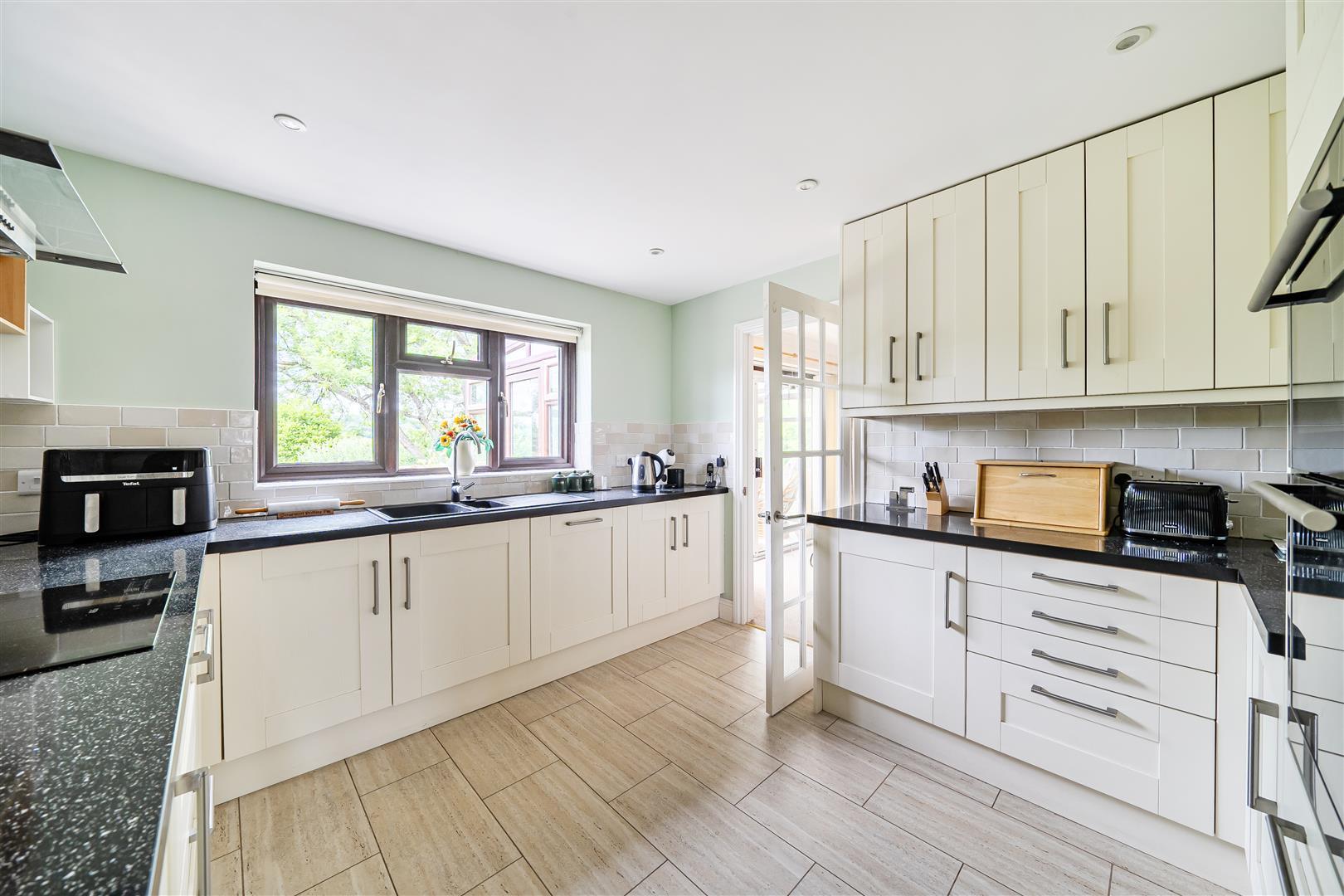 Property Image a49674bc-968e-4a26-9f0a-29b9ad58b9de