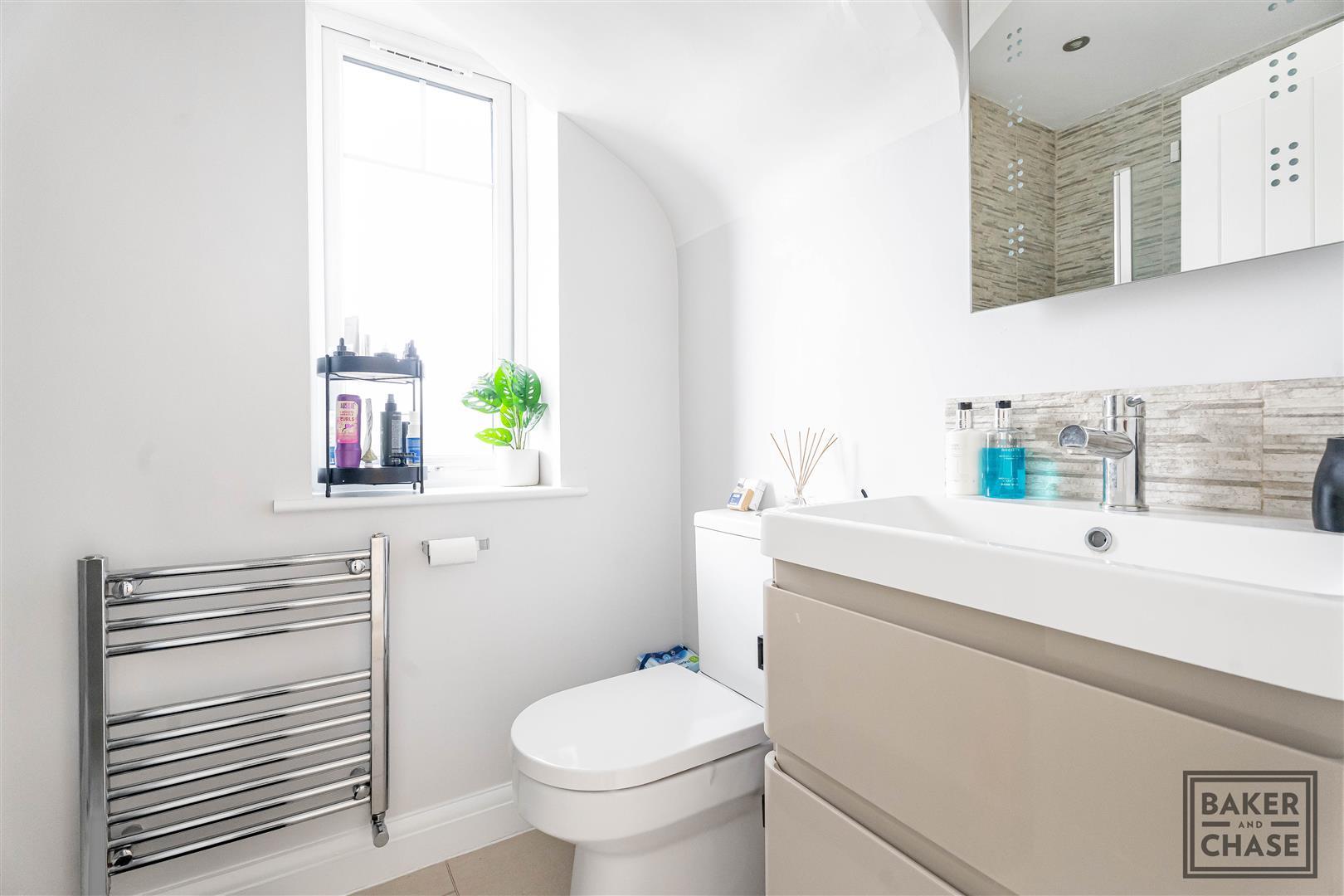 Property Image a49d4a79-a765-49f2-a334-f0a9439434d3