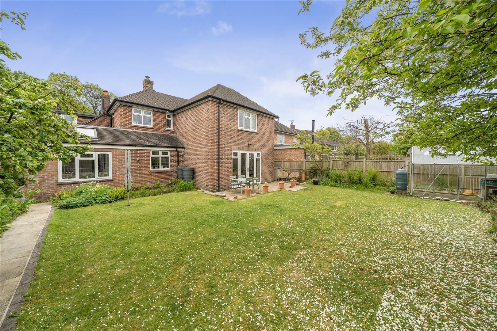 Property Image a49e5aaf-2b3b-4fd9-8c18-a94f4553ef3d