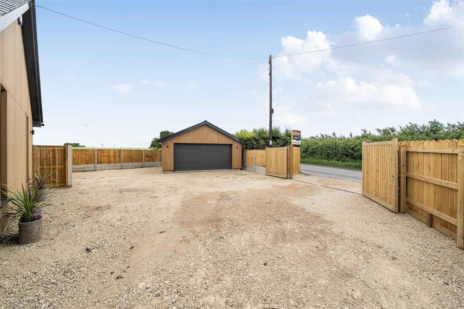 Property Image a4a2d24b-e0c3-4294-8cbb-8f223db27fae