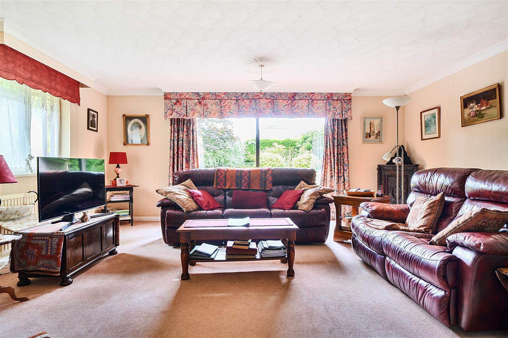 Property Image a4b491aa-781a-4df3-b402-b66911c04369