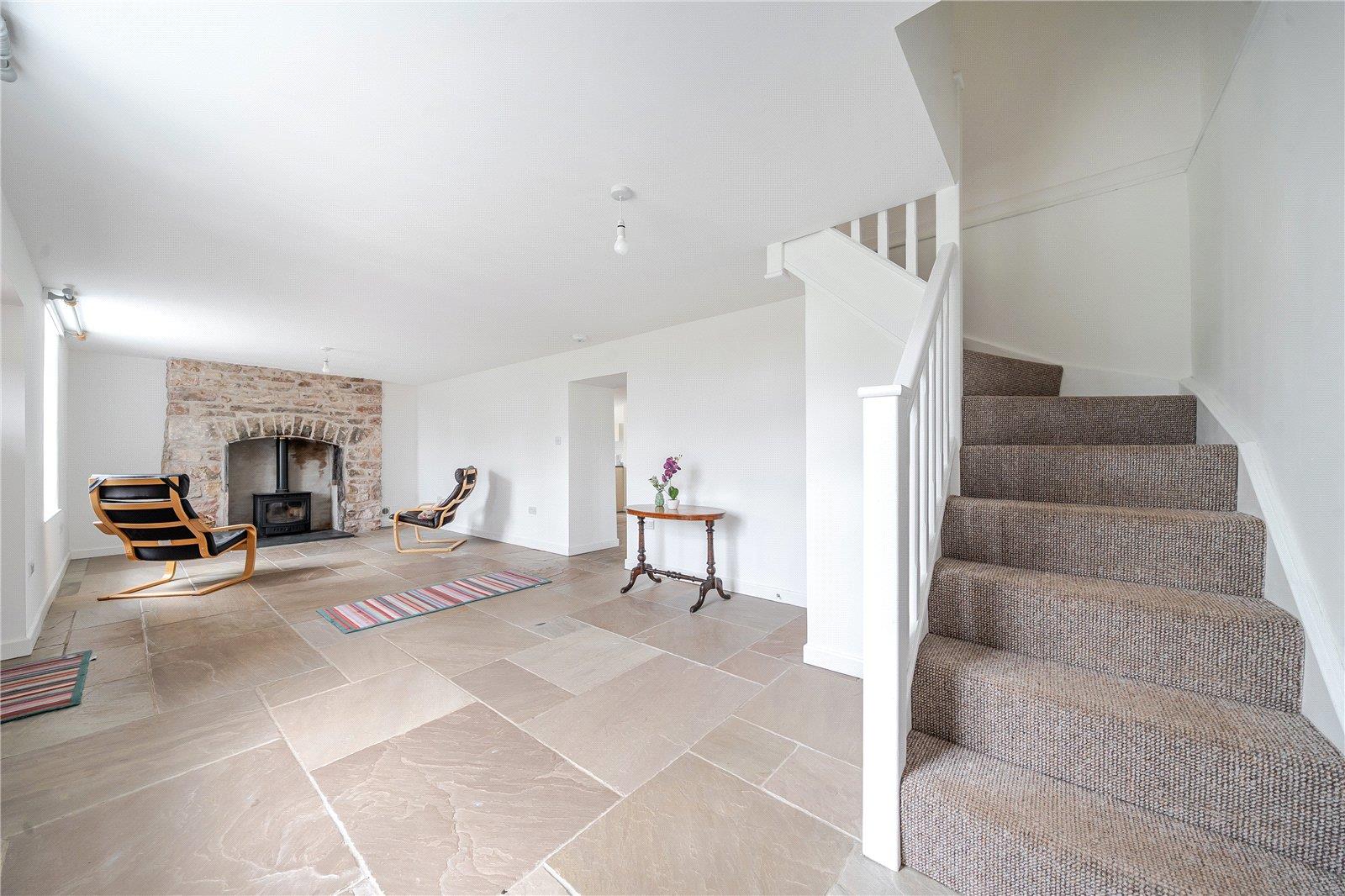Property Image a4b85184-f513-4e04-b142-872340d1a631