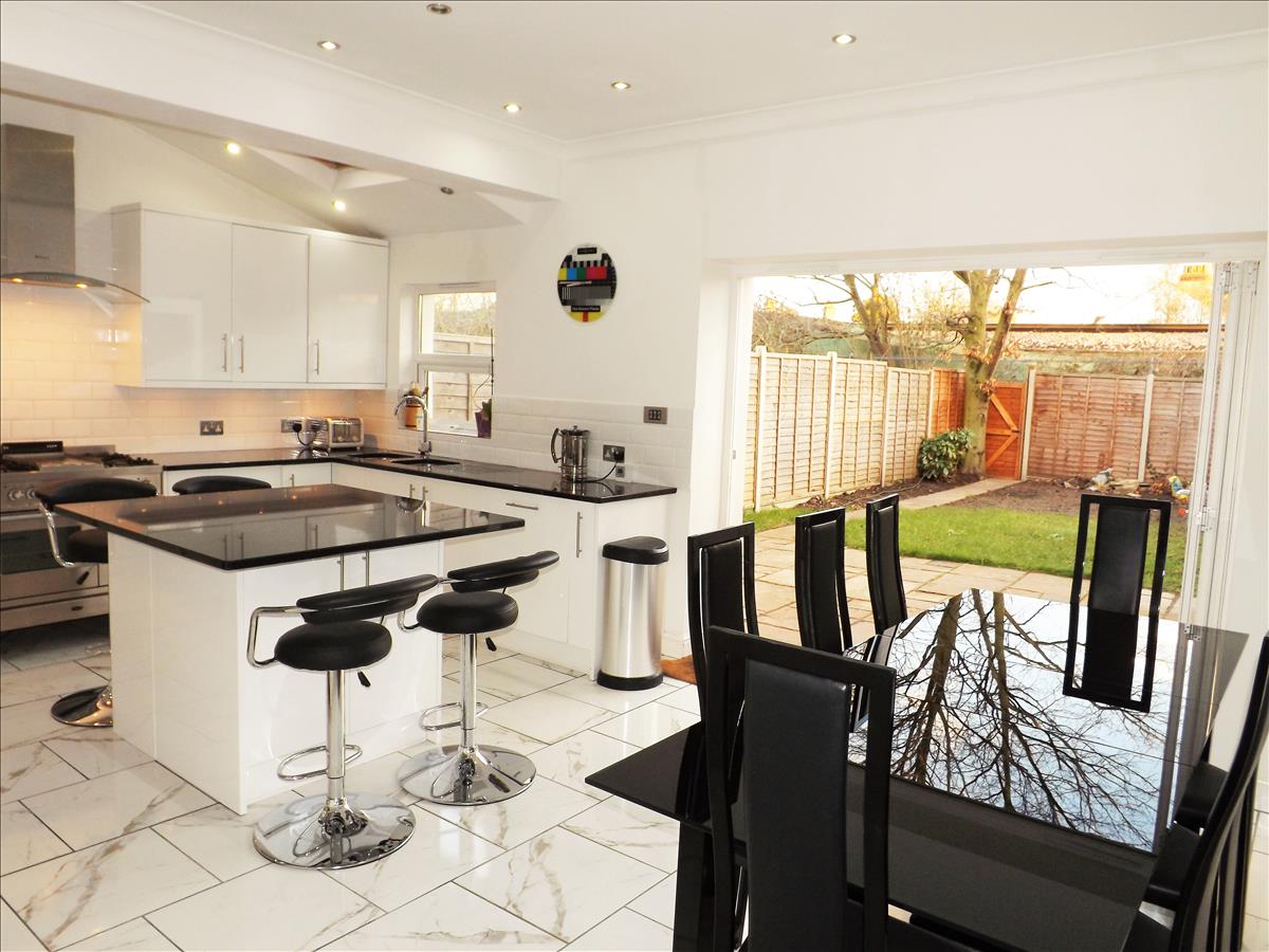 Property Image a4c8a857-46f9-45c3-8a88-bcb9979edda7