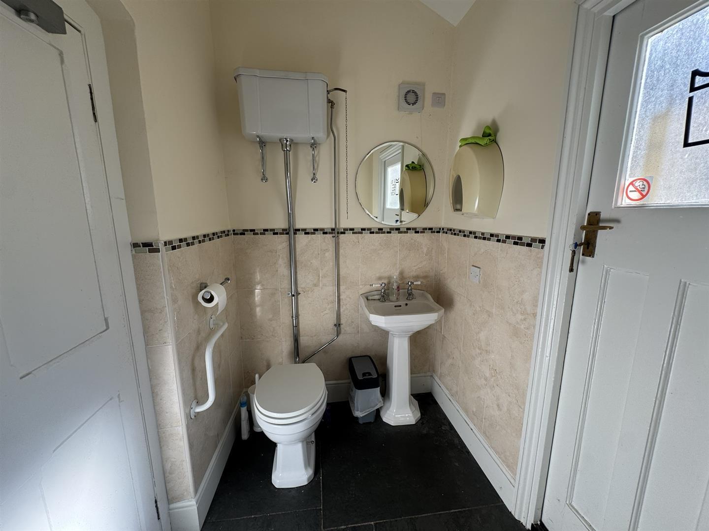 Property Image a4cded4b-e2c5-4b86-95c1-f8e15c887f41