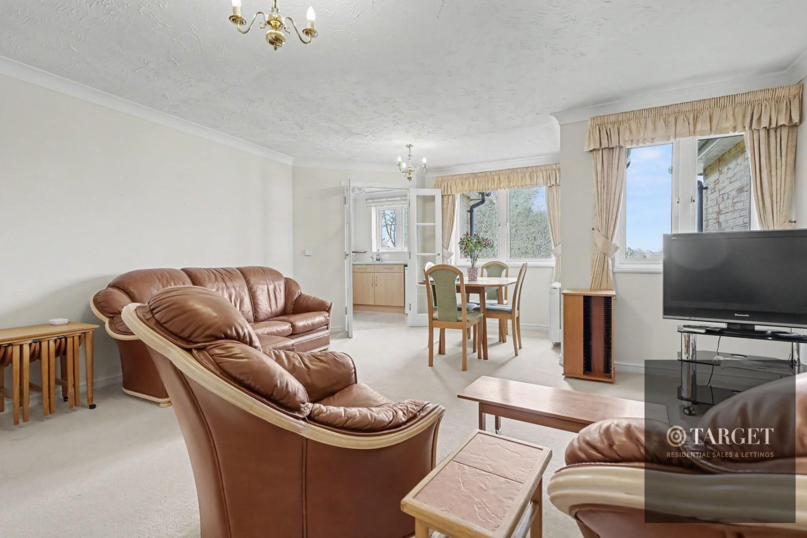 Property Image a4ced115-4825-4194-a8fe-8e2b8e3ff8b0