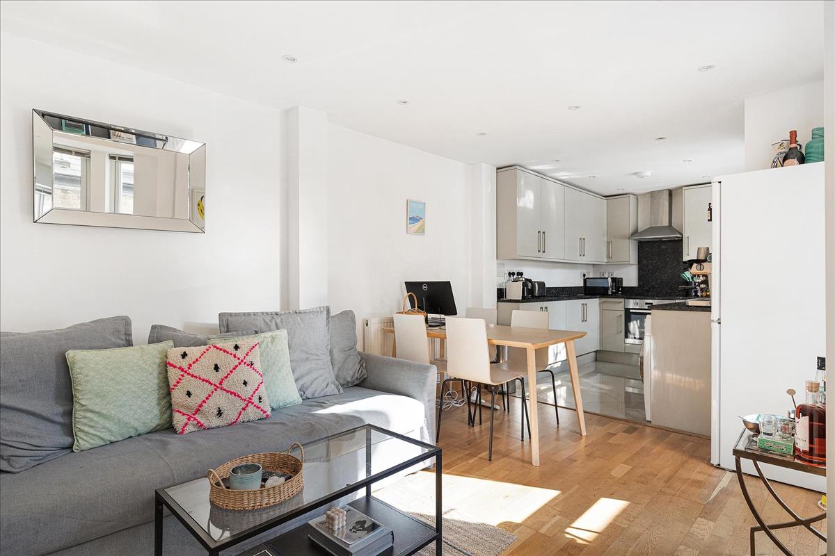 Property Image a4d014a5-62be-42da-8e31-b310fc2d0233
