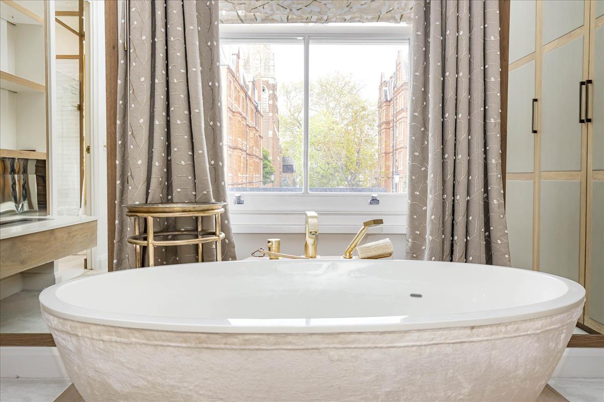 Property Image a4d10a4c-8af1-407b-b6df-7223152d0ebd