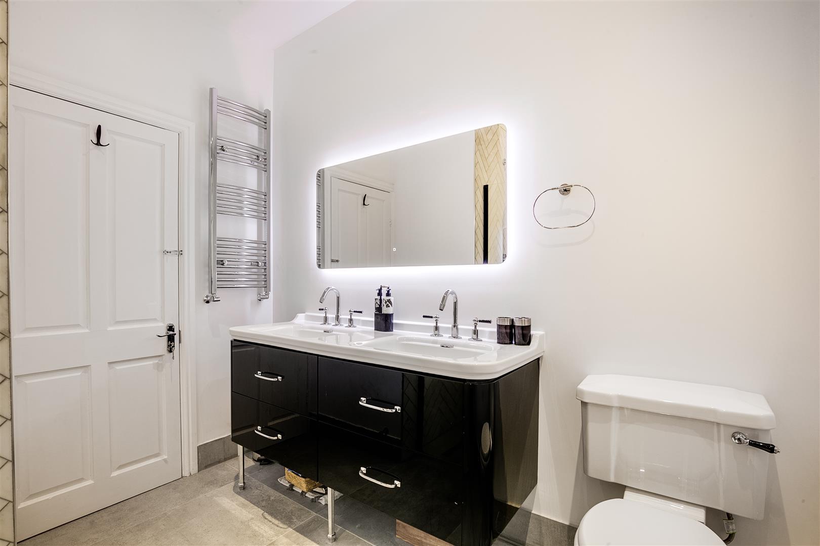 Property Image a4da2b35-48d8-4459-a983-e92938386058