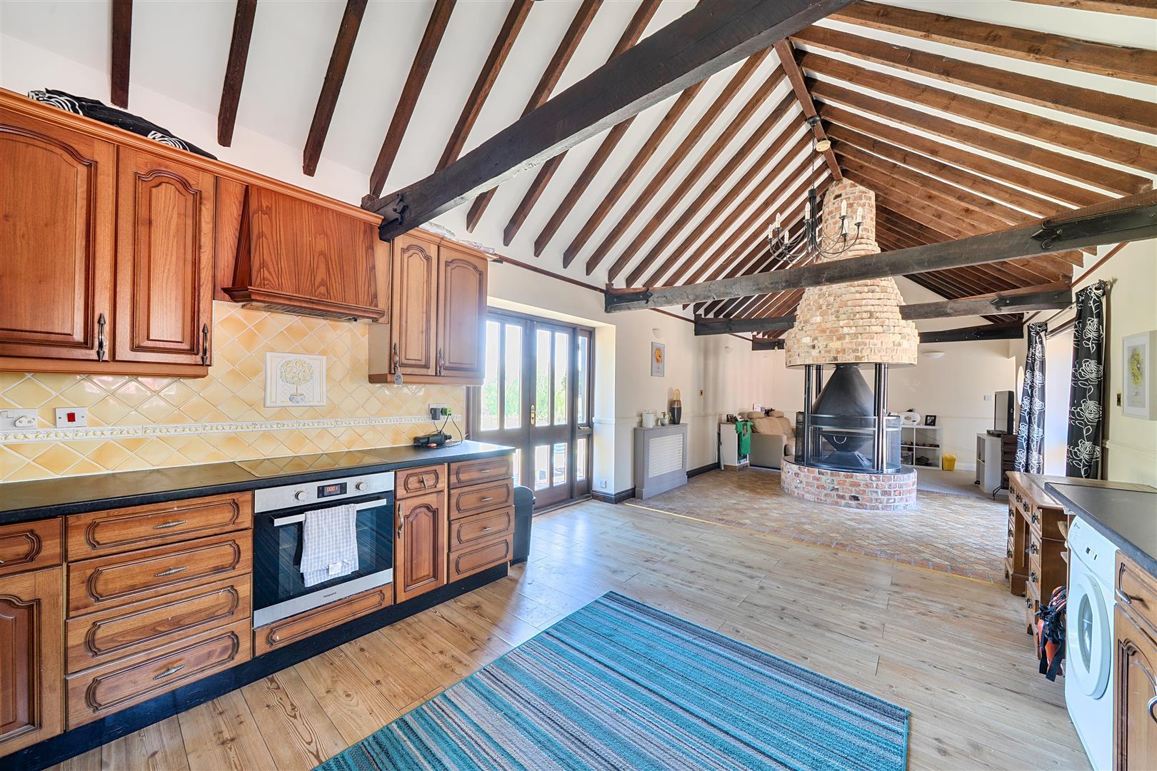 Property Image a50334a0-3084-4204-8d63-7f4f08820d40