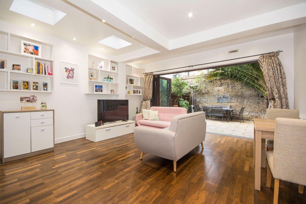 Property Image a50e6c81-b781-41ee-85c6-40d846bd0a77
