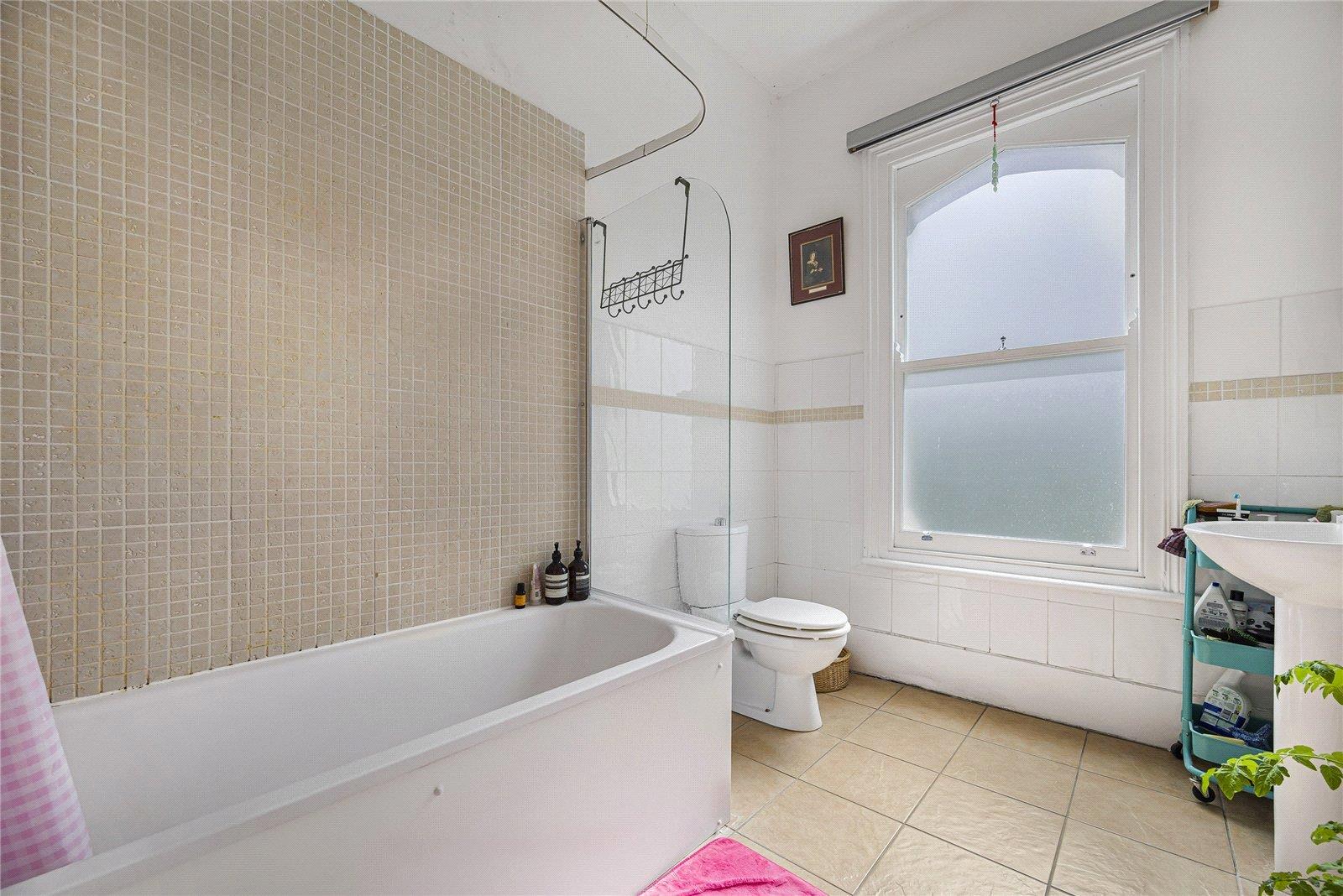 Property Image a50eaab1-683d-41e8-8442-cb2f6f946845