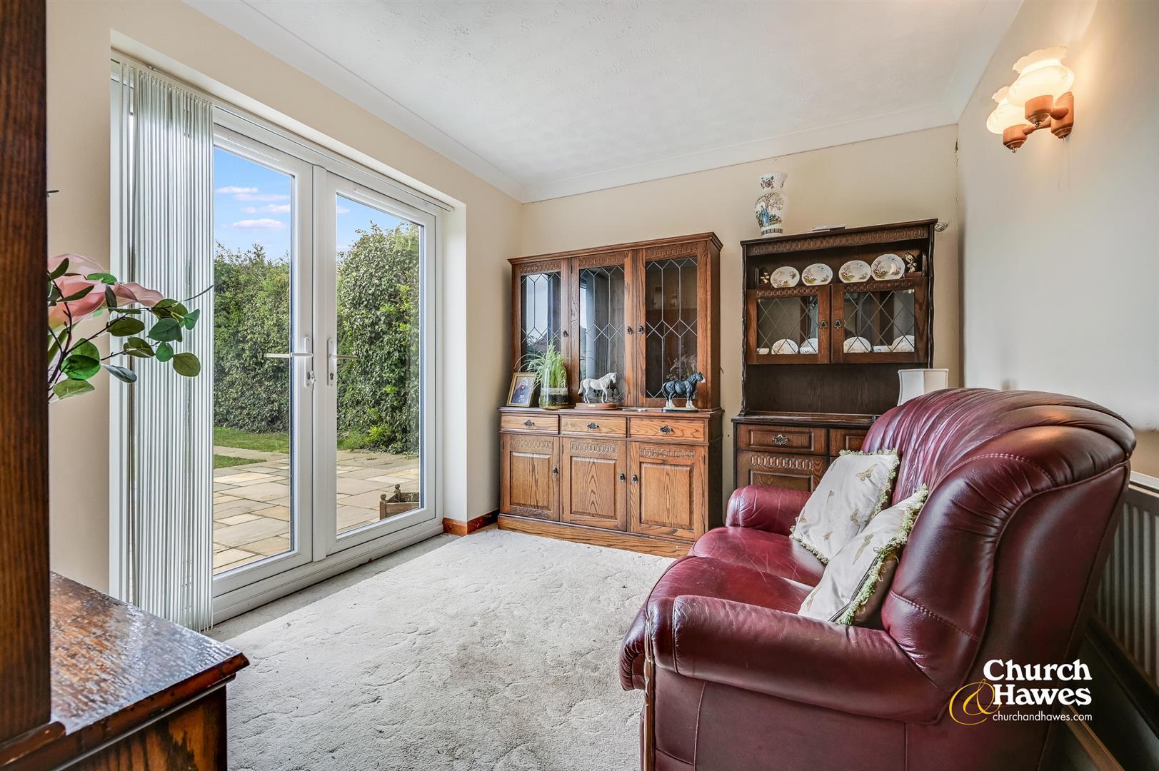 Property Image a5124513-9640-47ba-9164-3a61452a6ff8