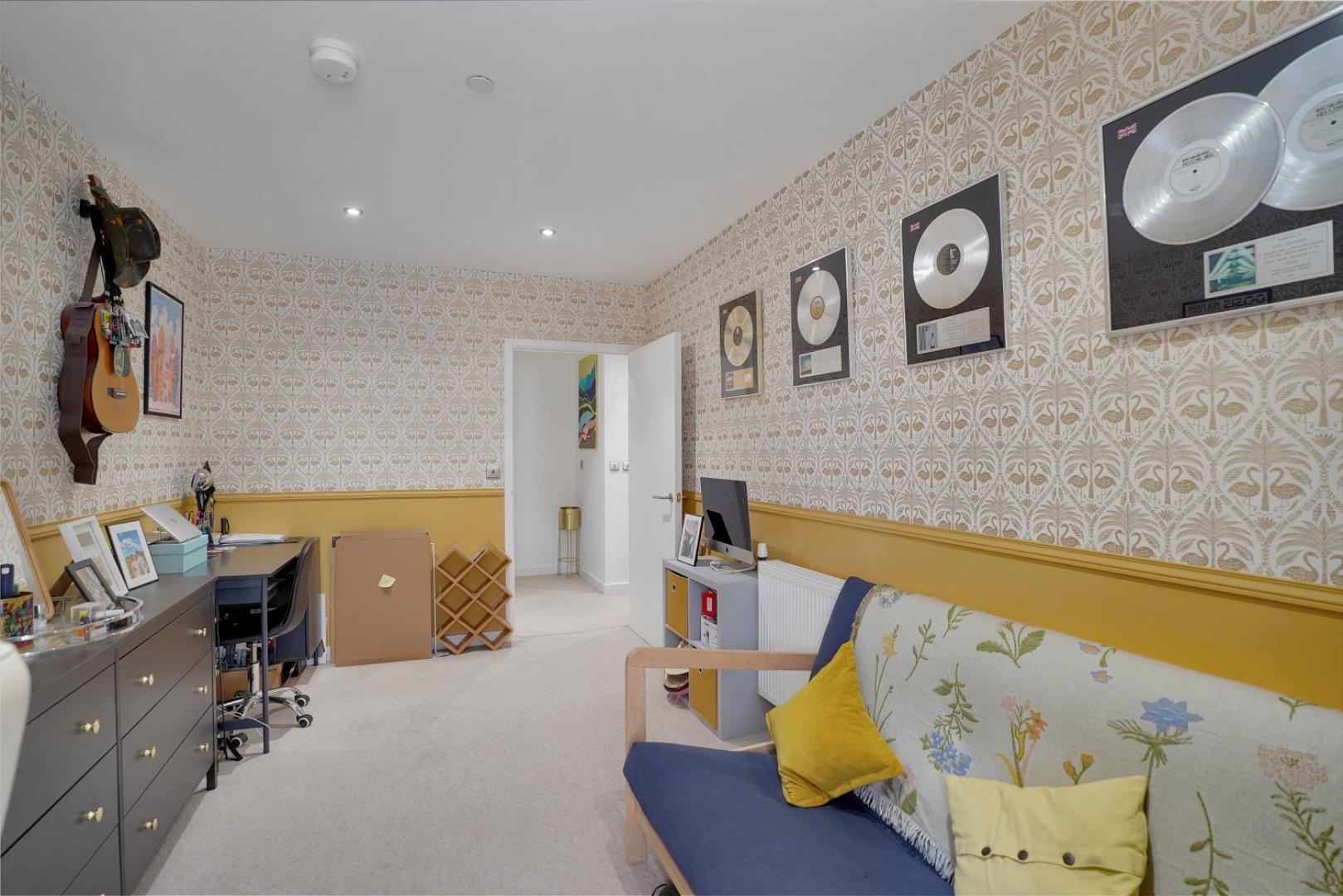 Property Image a512e05e-b2bf-4e92-8116-f18b1c95ebba