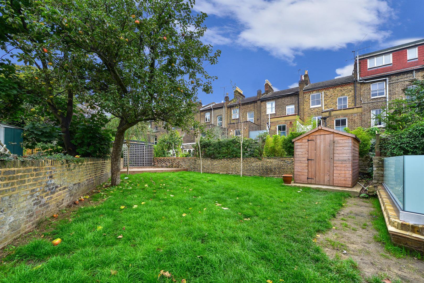 Property Image a51d85ed-47a8-490d-88cd-72581c6037ec