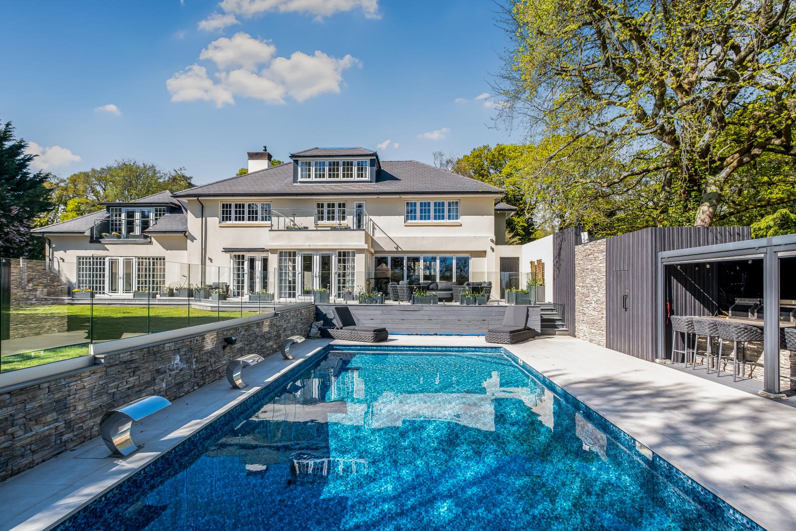 Property Image a527481f-daad-4ce0-9062-feec1b12566a