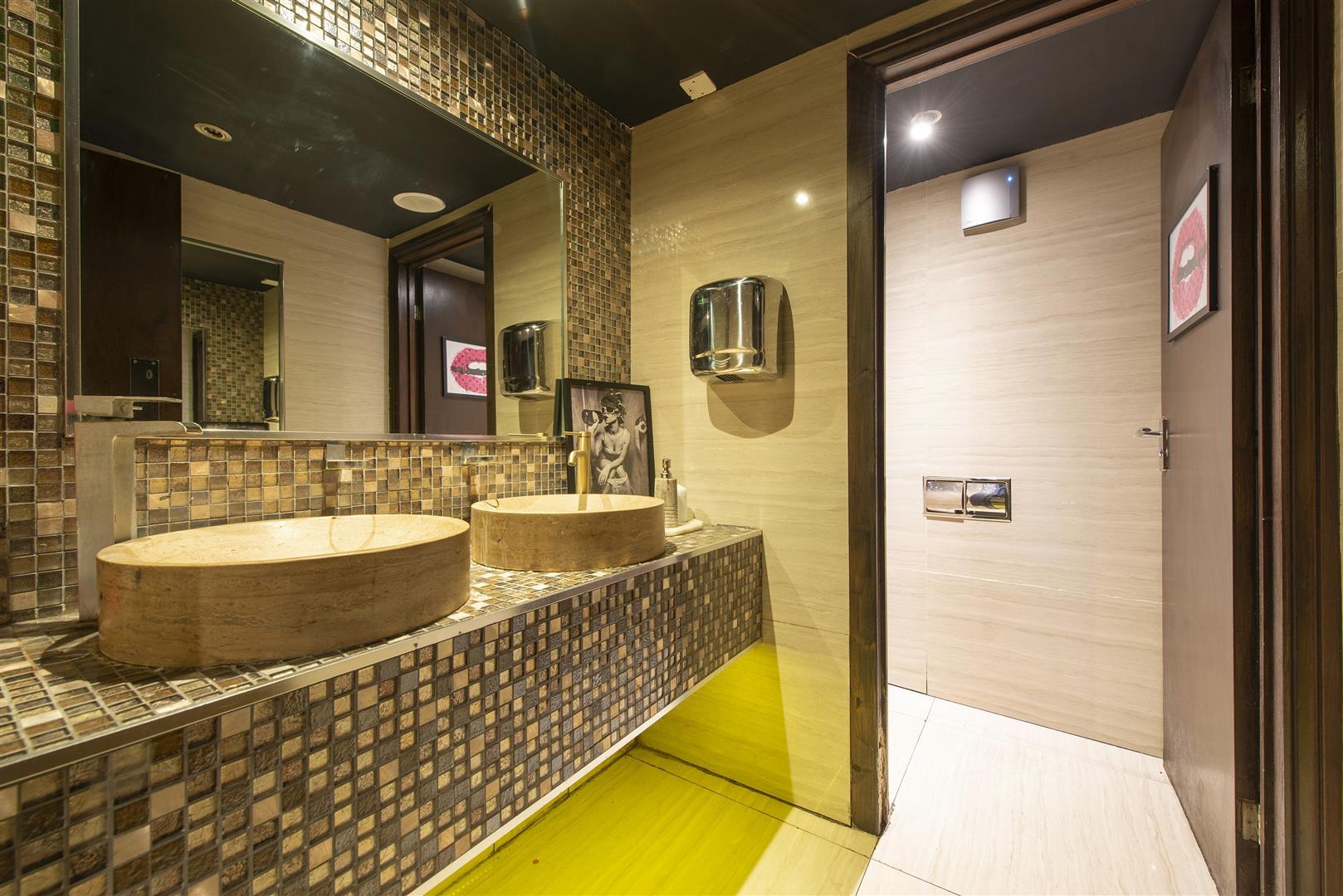 Property Image a52cc6e3-f3e9-40fa-a93f-725122b00c80