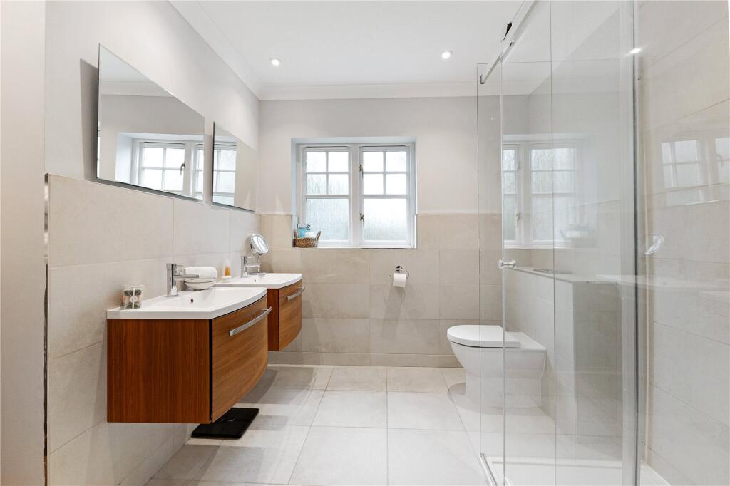 Property Image a54b0821-03d5-4b32-87ae-15b757e14032