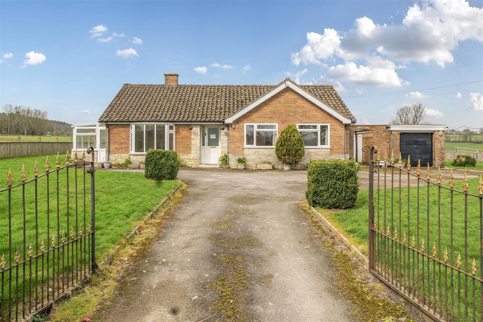 Property Image a54e132c-2ba9-418f-8773-f9f7bbebd1e0