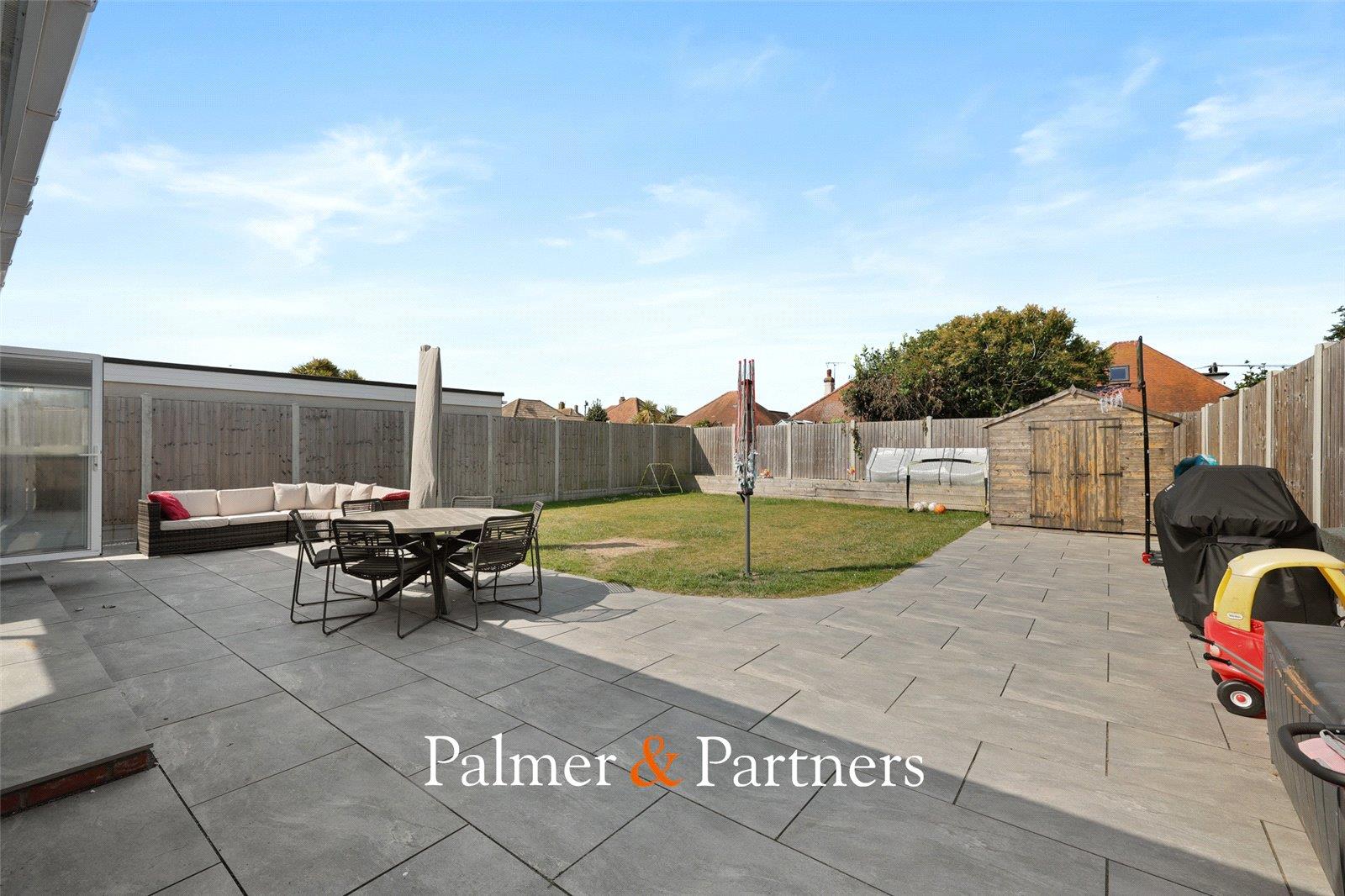 Property Image a562f350-4ad3-40e8-bf48-65c03138823f