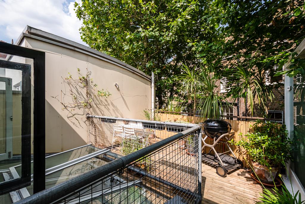 Property Image a5734f27-9f27-4580-8dbb-f0811b3b5753