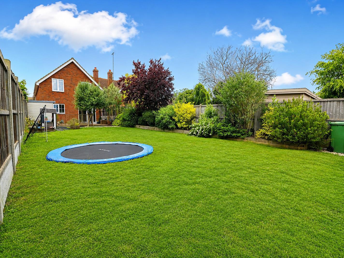 Property Image a5854a6d-5747-4a28-8365-b6d63516d8ef