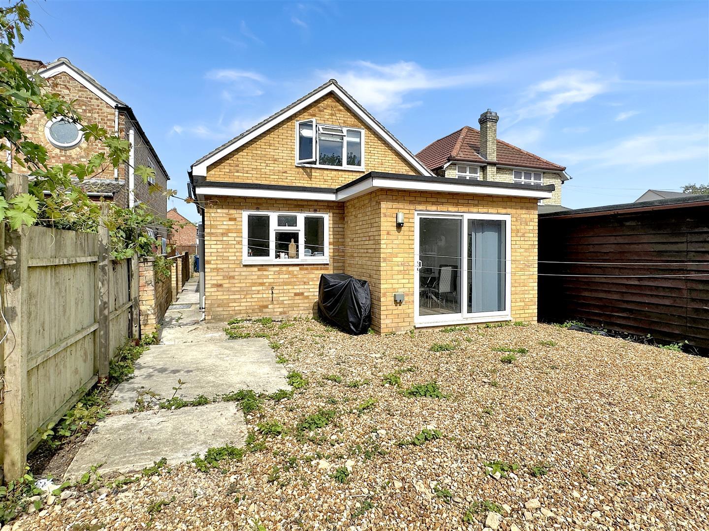 Property Image a5966e8a-23de-427b-922e-117ecab98770