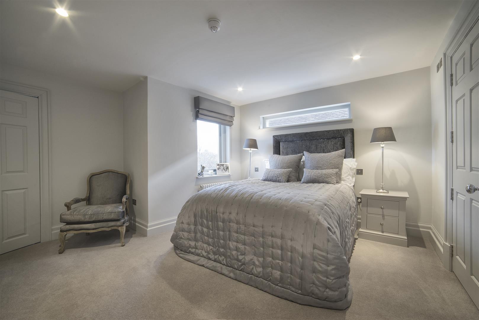 Property Image a5b97374-bb38-4cf5-882d-828729b32ec2