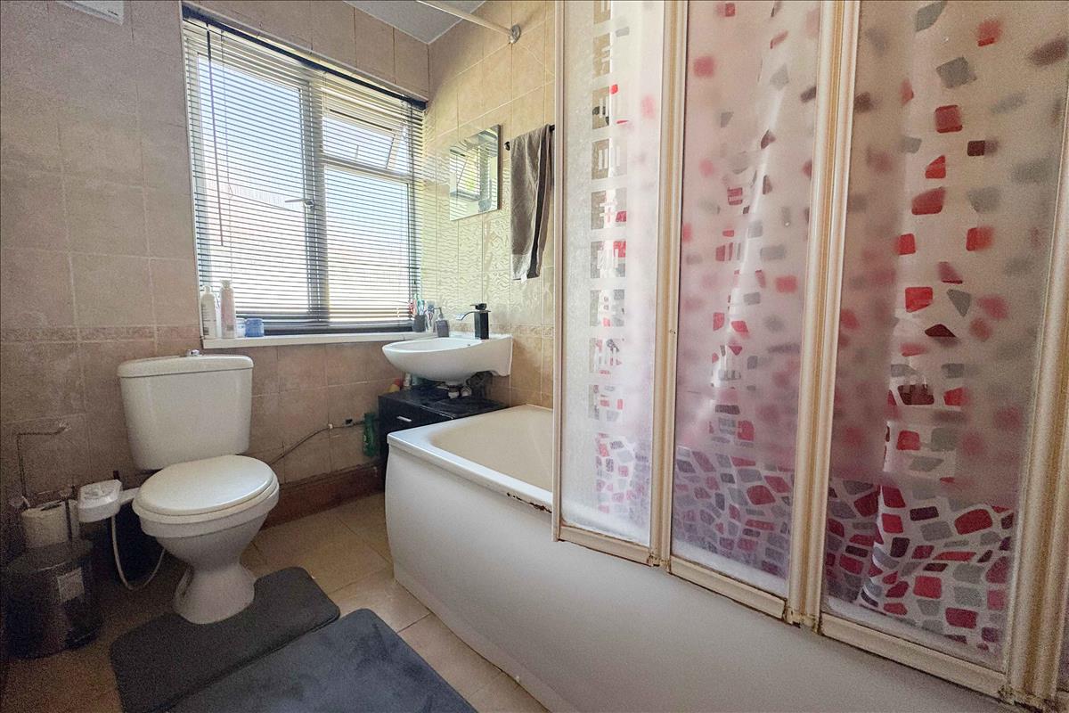 Property Image a5cb5898-850e-438a-b96e-3e6fe30dce76
