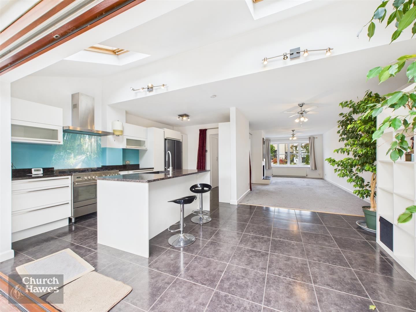 Property Image a5cb7bf4-fc35-42eb-adca-3ef912b5d602