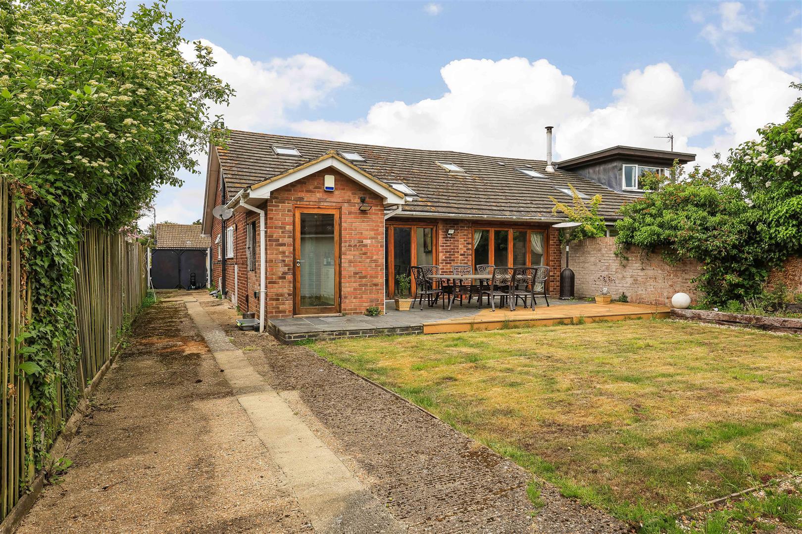 Property Image a5e1caa0-67c6-482f-a5c6-3ba426445483